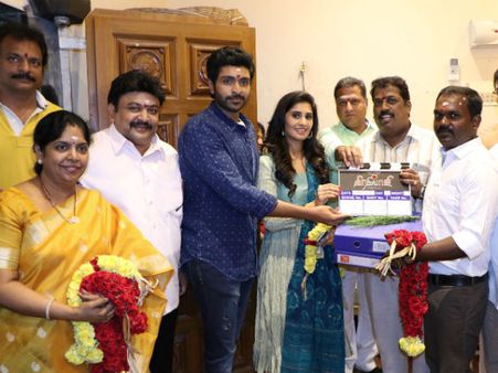 விக்ரம் பிரபு - ஷாம்லி நடிக்கும் வீர சிவாஜி.. புதுவையில் நடந்த பூஜை!