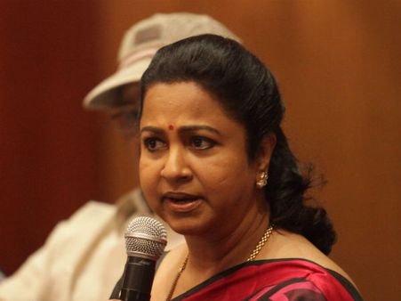 விஷால் 'ரெட்டி'.... - இது ராதிகாவின் உள்குத்து!