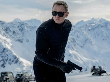 மீண்டும் பாண்ட் படத்தில் நடிப்பதற்கு பதில் நான் கையை கிழித்துக் கொள்வேன்: டேனியல் கிரெய்க்