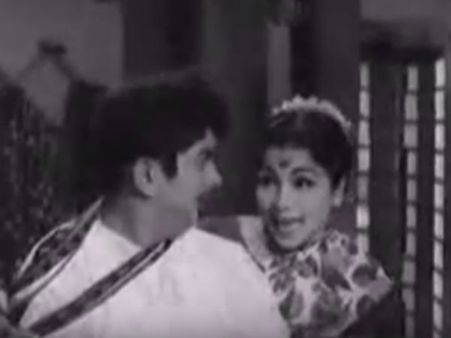 வா வாத்தியாரே வூட்டாண்ட நீ வராங்காட்டி பாடலால் ஒரே இரவில் பெரிய பாடகியான மனோரமா