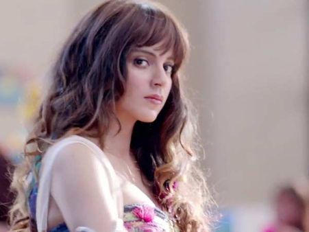 கட்டி பட்டி பிளாப் ஆனதற்கு சல்மான் மீது கொலவெறியில் இருக்கும் கங்கனா?