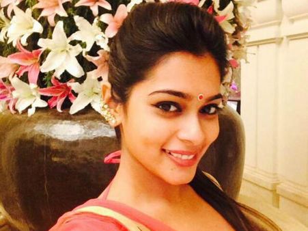 மானாட மயிலாட நிகழ்ச்சியில் இருந்து விலகும் கீர்த்தி