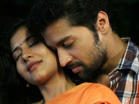 கைக்குழந்தைக்கு தாயாக ரேஷ்மி மேனன் நடிக்கும் 'பயமா இருக்கு'!