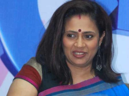 வரிச் சலுகையை மக்களிடமிருந்து பறிப்பது நியாயமல்ல! - லட்சுமி ராமகிருஷ்ணன்