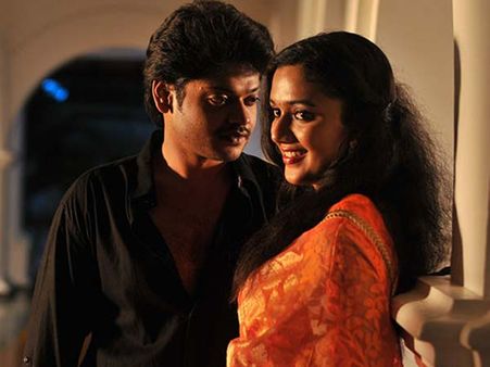 என்னுள் ஆயிரம்: மகனுக்காக தயாரிப்பாளராகிய டெல்லி கணேஷ்