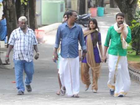 நடிகர் சந்தானம் - நடிகை ஆஷ்னா திருப்பதியில் ரகசிய திருமணம் – வதந்தியால் பரபரப்பு