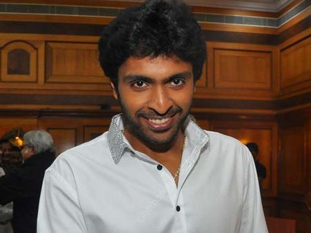 சுந்தரபாண்டியன் இயக்குநருடன் கைகோர்க்கும் விக்ரம்!