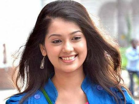 பிக்பாஸ் 9... டிகாங்கானாவை வெளியேறியதால் தற்கொலைக்கு முயன்ற ரசிகை!