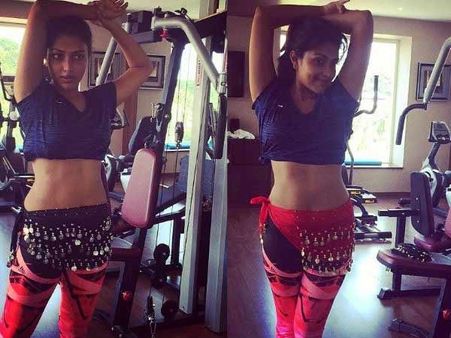 ஃபேஸ்புக்கில் தீயாக பரவிய அமலா பாலின் ஒர்க்அவுட் புகைப்படங்கள்