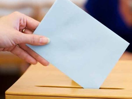 நாளை சின்னத் திரை நடிகர் சங்கத் தேர்தல்... மூன்று அணிகள் போட்டி!