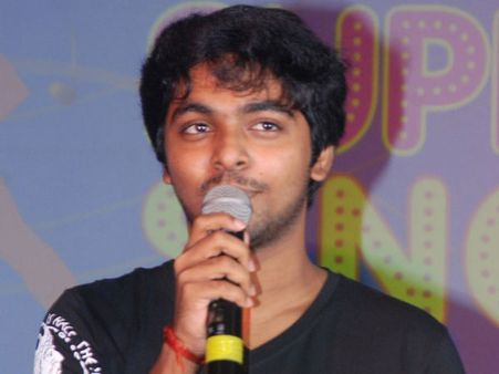 கண்ணை நம்பாதே உன்னை ஏமாற்றும்...எம்ஜிஆர் பாடலுடன் ஓபனிங் காணும் ஜி.வி.பிரகாஷ்