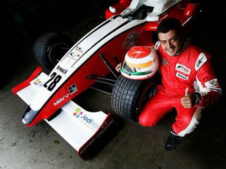 சென்னை டூ சிங்கப்பூர் காரில் செல்வது எப்படி?.. அஜீத்திடம் கேட்ட ஜிப்ரான்