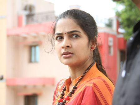 புத்தன் இயேசு காந்தி.... திரும்ப வந்தார் காணாமல் போன மதுமிதா!