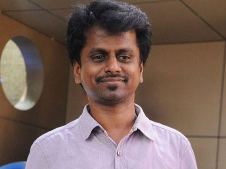 தலைப்புல என்ன இருக்கு... படத்தோட கதை சரியா இருந்தா சரி!- ஏ ஆர் முருகதாஸ்