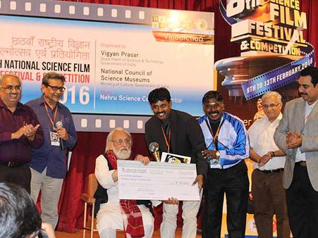 அமெரிக்காவின் 'ரெமி' விருதை வென்றது 'கனவு வாரியம்'!