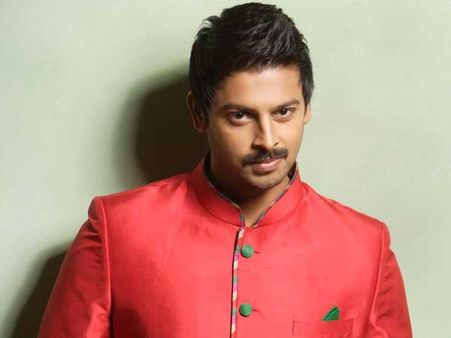 ஒரு பக்கம் பிணம் எரியும், மறுபக்கம் எங்க ஷூட்டிங் நடக்கும்! - ஸ்ரீகாந்த்