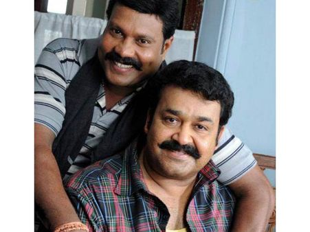 மணியின் மரணம் ஏற்படுத்திய பாதிப்பை மீடியா முன் மைக் போட்டுச் சொல்லமுடியாது- மோகன்லால்