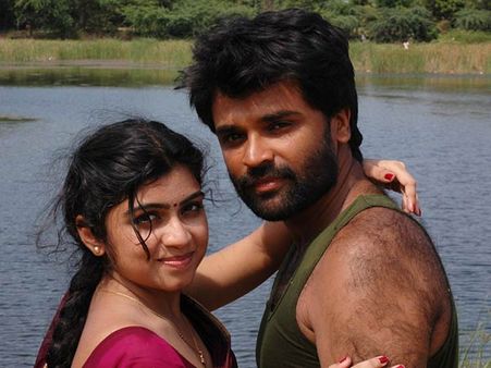 செல்ஃபியின் ஆபத்தை விளக்கும் சண்டிக்குதிரை!