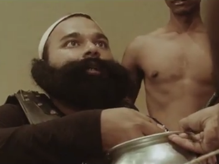 அடப்பாவிகளா... பாகுபலிய இப்படி கேவலமாவா கலாய்ப்பீங்க?