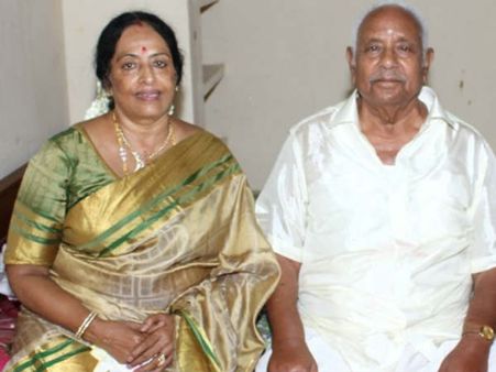 நடிகை கே ஆர் விஜயாவின் கணவர் வேலாயுதம் மரணம்!