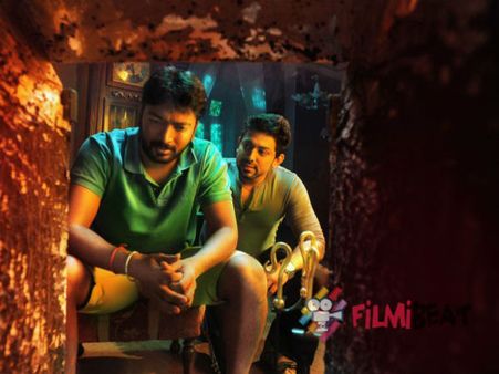 'ஹலோ நான் பேய் பேசுறேன்'.. தமிழ் சினிமாவை மீண்டும் பேய் பிடித்தது!