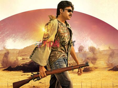 ‘சர்தாரை’ப் பார்ப்பதற்காக வீட்டை விற்று டிக்கெட் வாங்கிய வெறித்தனமான பவர்ஸ்டார் ரசிகர்!