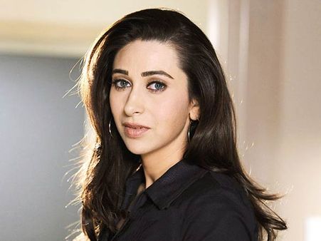 நடிகை கரிஷ்மா கபூருக்கு விவாகரத்து வழங்கியது உச்ச நீதிமன்றம்