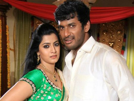 நட்சத்திர கிரிக்கெட் போட்டி: விஷாலுக்காக வந்த 'நாட்டாமை' மகள்!