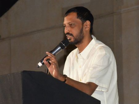 வீட்டுக்கு ஒரு நூலகம் அமையுங்கள்! - டல்லாஸில் கவிஞர் நா முத்துக்குமார் பேச்சு