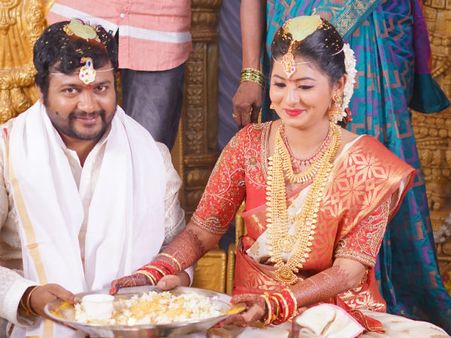 'காதல் டூ கல்யாணம்' மண வாழ்க்கையில் நுழைந்த பாபி சிம்ஹா-ரேஷ்மி மேனன்