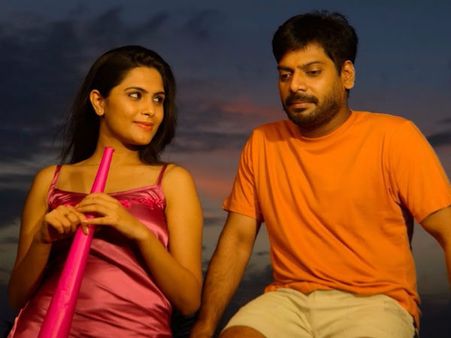 நாய்க்குட்டி படம் ஜூலியும் நாலு பேரும்: 'பேய் டூ நாய்' கோலிவுட்டின் புதிய ட்ரெண்ட் ஆரம்பம்