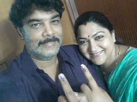 அதிமுக அரசுக்கு மக்கள் தக்க பாடம் புகட்டுவார்கள் - குஷ்பு