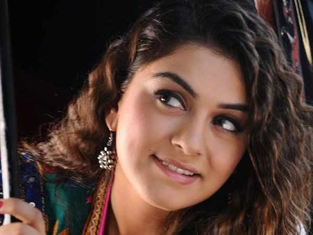 ஹன்சிகாவைத் தொடரும் 2 மில்லியன் பேர்!