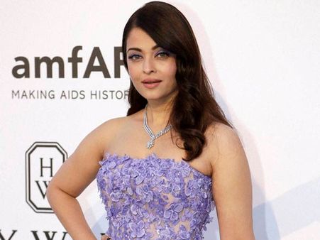 சும்மாவே ட்விட்டரில் வச்சு செய்வாங்க, இதுல இப்படி உசுப்பேத்திய ஐஸ்வர்யா ராய்