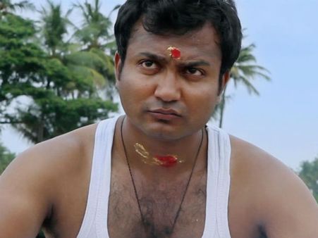 யாரும் கண்டுக்காத மீரா ஜாக்கிரதைக்கு ஃப்ரீயா கிடைத்த சூப்பர் விளம்பரம்: தேங்க்ஸ் பாபி