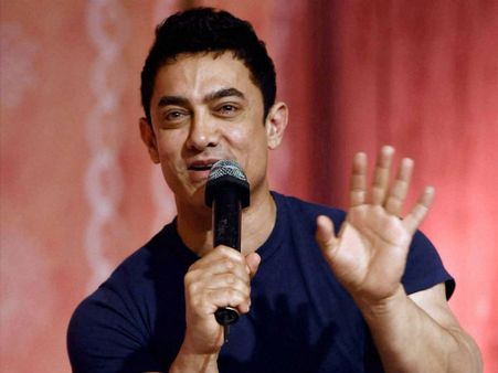 இந்தியாவின் முதல் விண்வெளி வீரர் 'ராகேஷ் ஷர்மா' வாழ்க்கை வரலாற்றில்... ஆமிர்கான்?