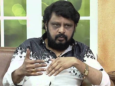 எஸ்.ஆர்.எம். பாரிவேந்தர் ரொம்ப நல்லவர்: இயக்குநர் விக்ரமன்