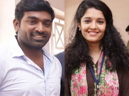 அ..ஆ.. இ.. ஈ... ரித்திகா சிங்கின் 'தமிழ்' வாத்தியாராக மாறிய விஜய் சேதுபதி!