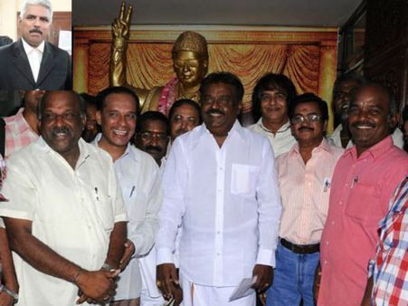 பரபரப்பான சூழலில் சினிமா பிஆர்ஓ யூனியனுக்கு இன்று தேர்தல்!