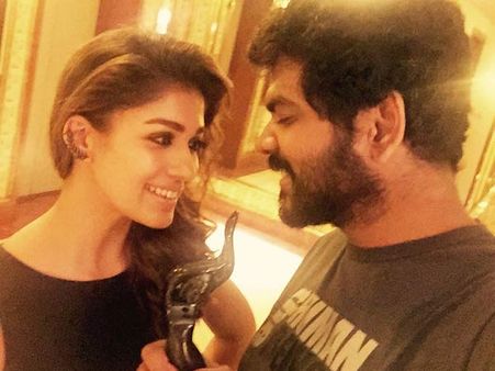 ’காத்துவாக்குல’ வந்ததெல்லாம் பொய்யாம்... டிவிட்டரில் போட்டோ போட்டு முற்றுப்புள்ளி வைத்த நயன்!