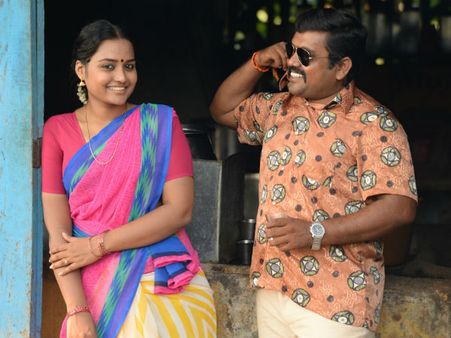 இரு பெண் திரை வீராங்கனைகளின் மோதல்.. 