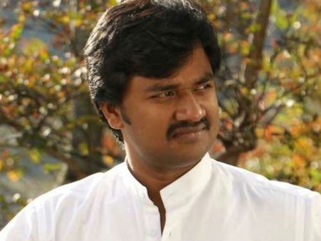 இன்டர்நேஷனல் சூப்பர்ஸ்டார் ரஜினிகாந்த்-லொள்ளு சபா ஜீவா