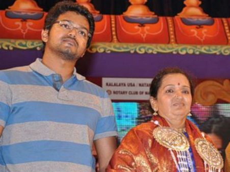 விஜய்க்கு அம்மாவாகணும்… இது விஜய் அம்மாவின் ஆசை!