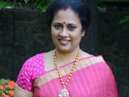 'சுவாதி கொலைக்கு சினிமாதான் காரணமா லட்சுமி ராமகிருஷ்ணன்?'