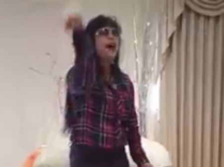 நெருப்புடா.. நெருங்குடா.. யாருடா?... கல்பனா அக்காடா.. அடடா!