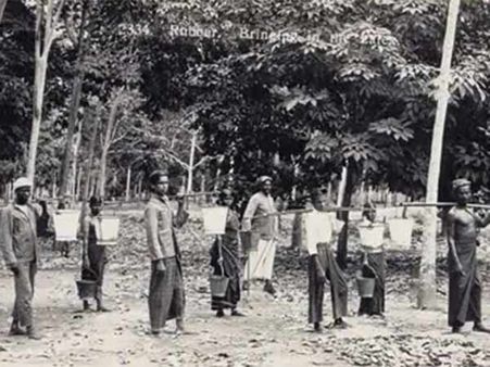 'கபாலி'யின் குடும்பம் தூத்துக்குடியிலிருந்து போனவர்களா?