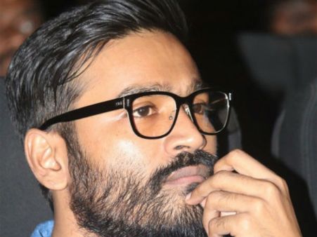 கொஞ்ச நாளைக்கு தயாரிப்பு வேண்டாம்!- தனுஷ் முடிவு