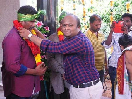 ‘திட்டம் போட்டு திருடற கூட்ட’த்தில் மெம்பர் ஆன பார்த்திபன்