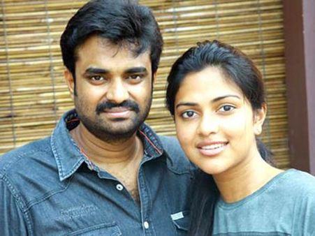 விஜய்யிடம் இருந்து விவாகரத்து பெற தூண்டிவிட்டதே அமலா பாலோட அம்மாவாமே?