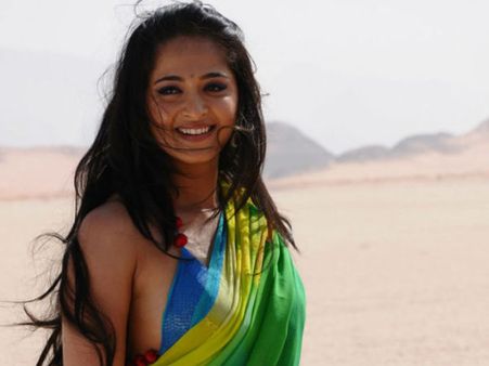 அனுஷ்காவுக்கு மட்டும் எப்படி தொடர்ந்து ஹிட் படங்களாக அமையுது?: இது தான் அந்த ரகசியம்